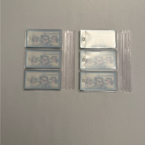 Official Disney World Character 3D Luggage Tags Set of 6 - Picture 2 of 3